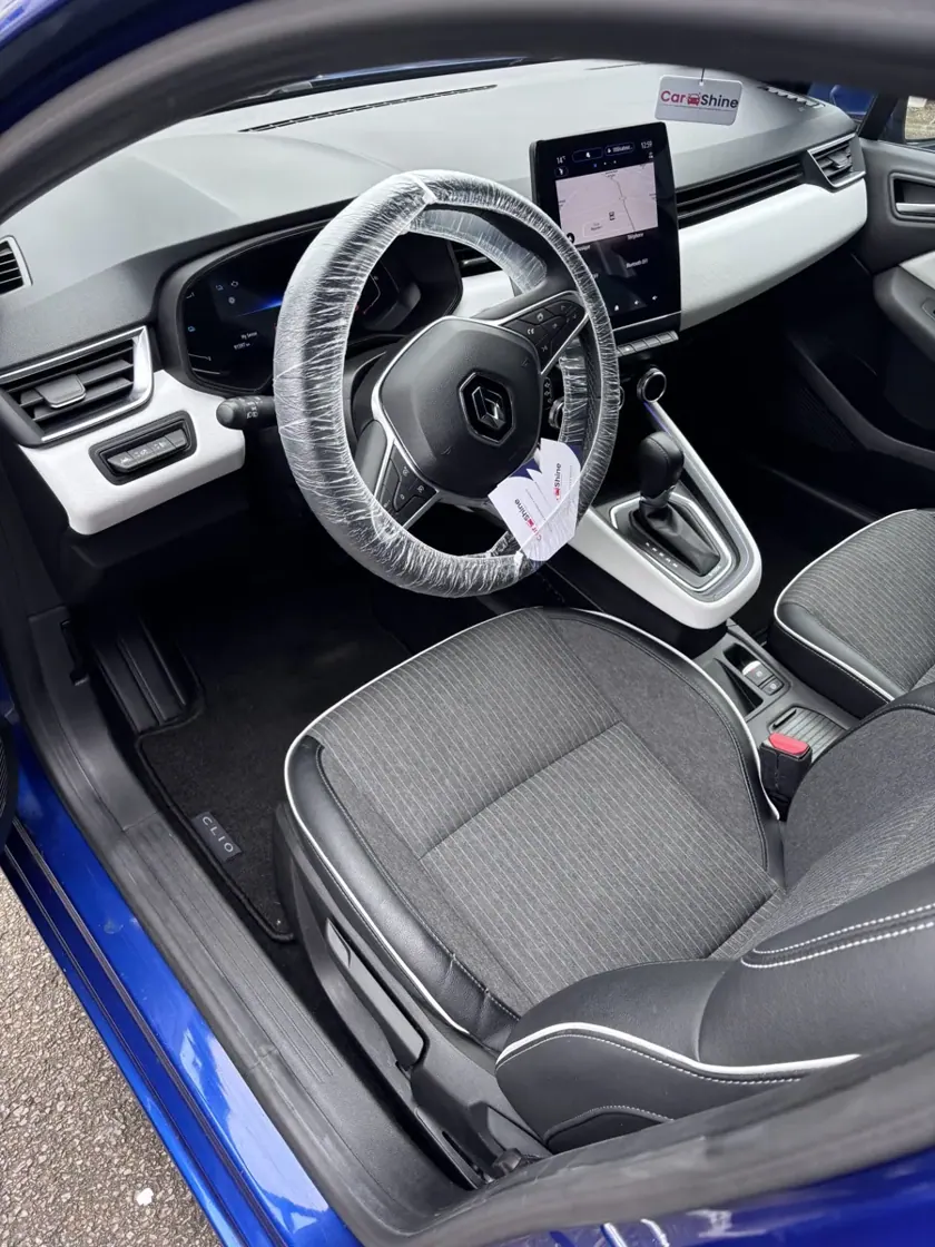 Siège avant et volant — réalisation Carshine