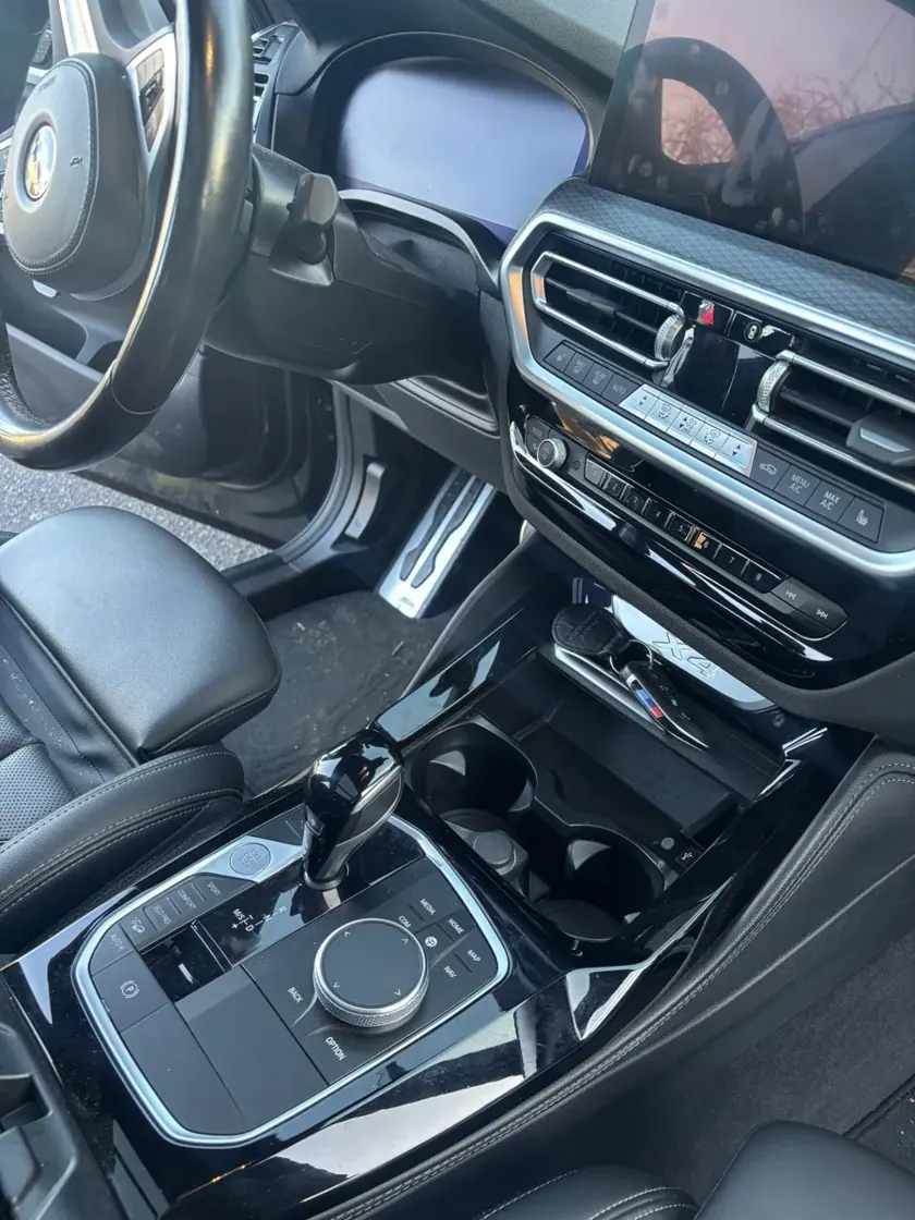 Console centrale — réalisation Carshine