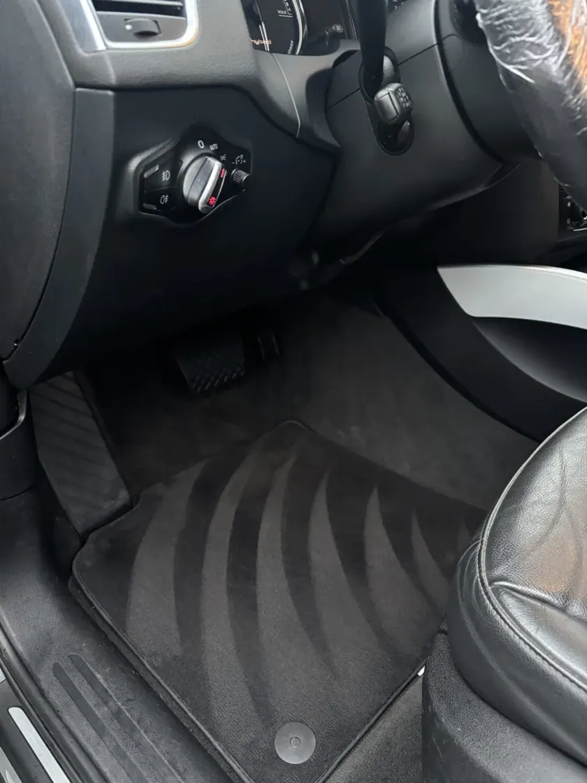 Tapis côté passager — réalisation Carshine