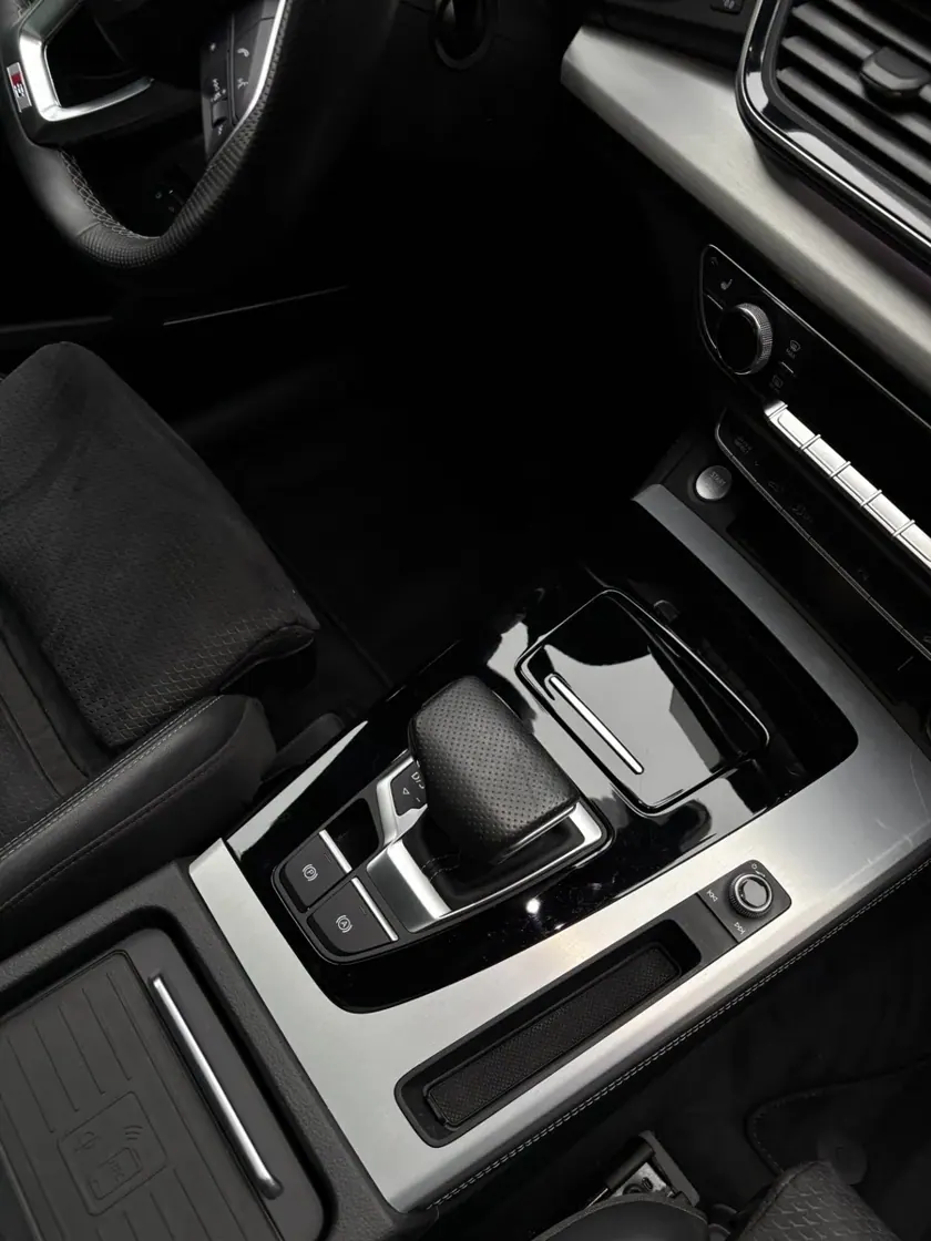 Porte-gobelets avant nettoyage — réalisation Carshine